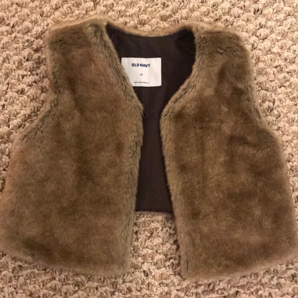 Fur vest